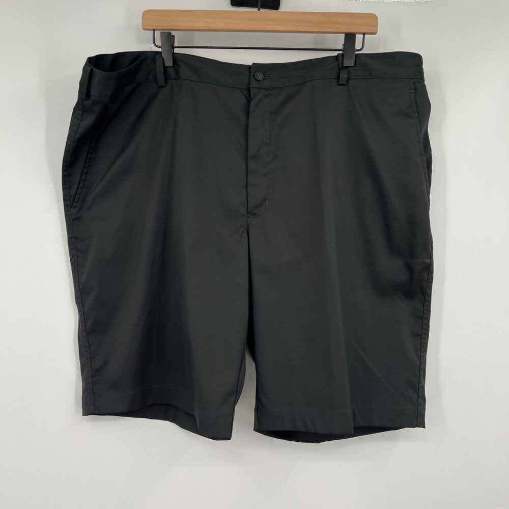Nike Golf Dri-Fit Men's Size 42 black Flat Front 11" Golf Shorts